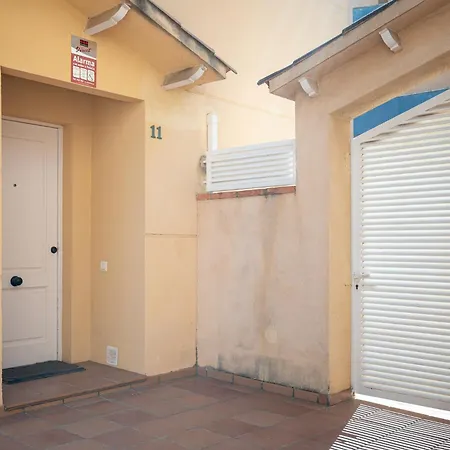 Lola Estupenda Casa De 4 Con Jardin A 150 Metros De La Playa Holiday home